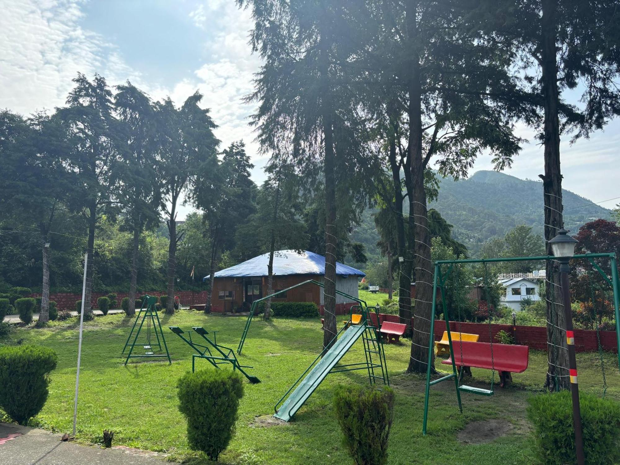 Shikha Resort Ewentbliz Bhimtal Bagian luar foto