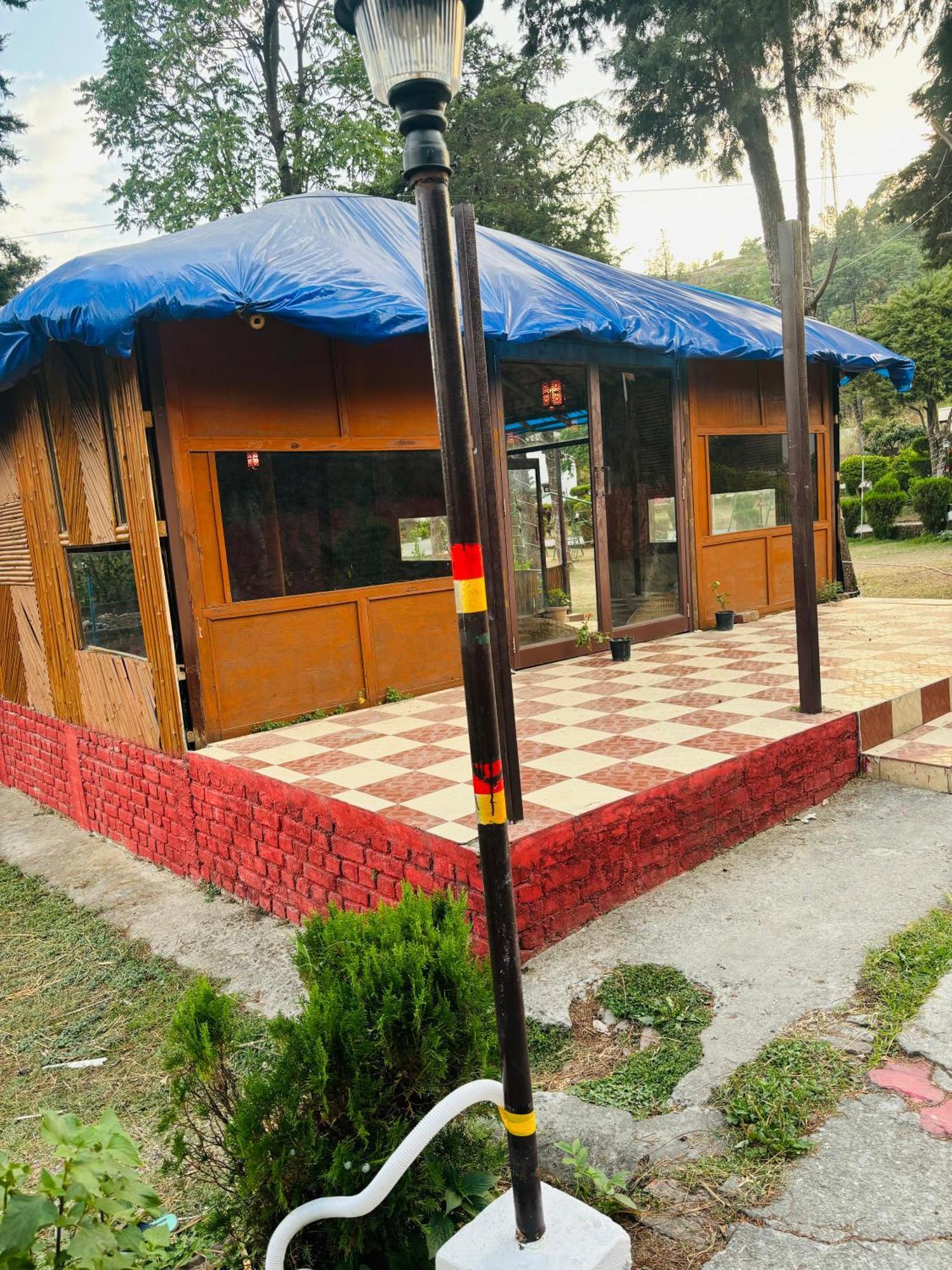 Shikha Resort Ewentbliz Bhimtal Bagian luar foto