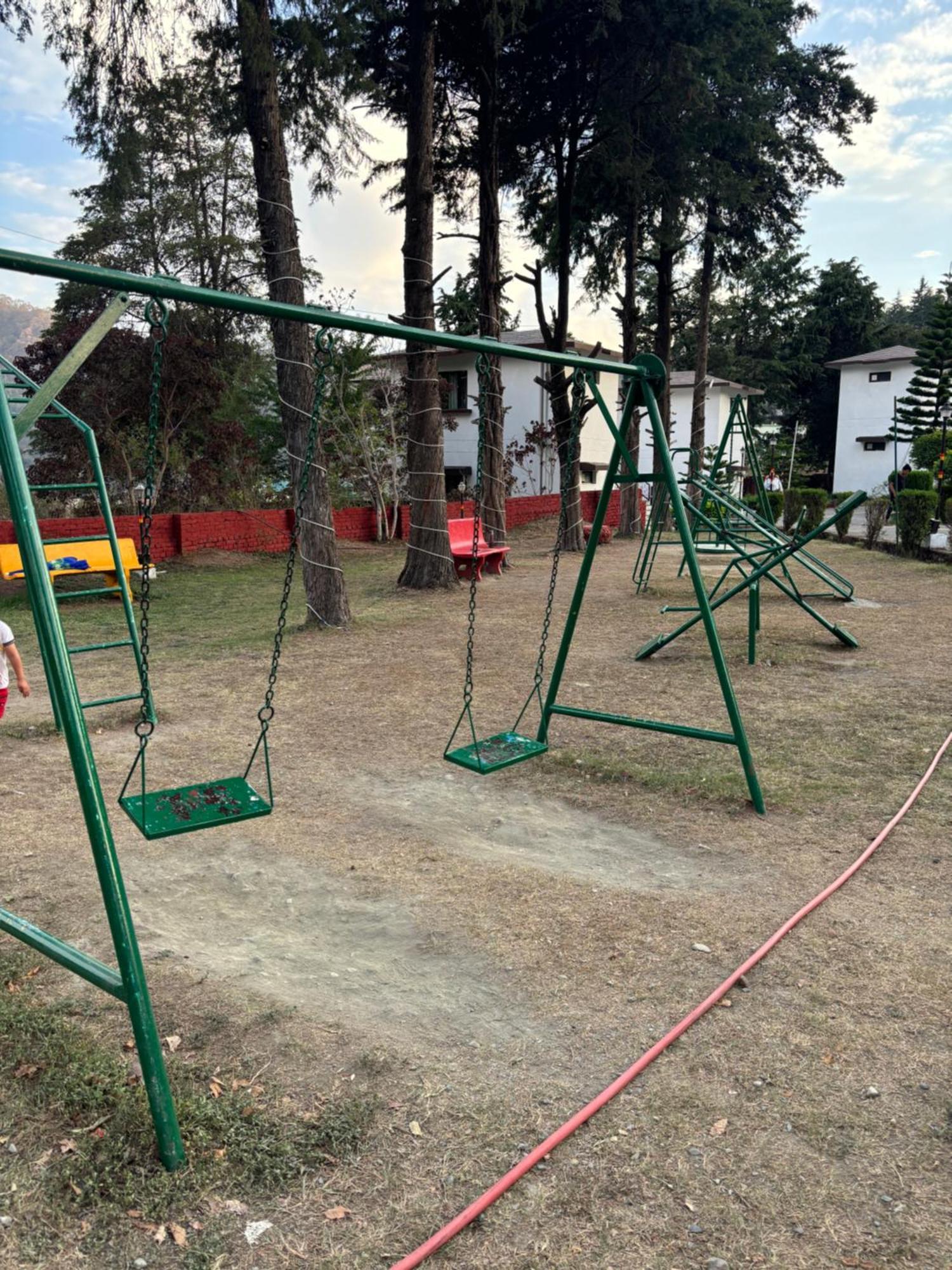 Shikha Resort Ewentbliz Bhimtal Bagian luar foto